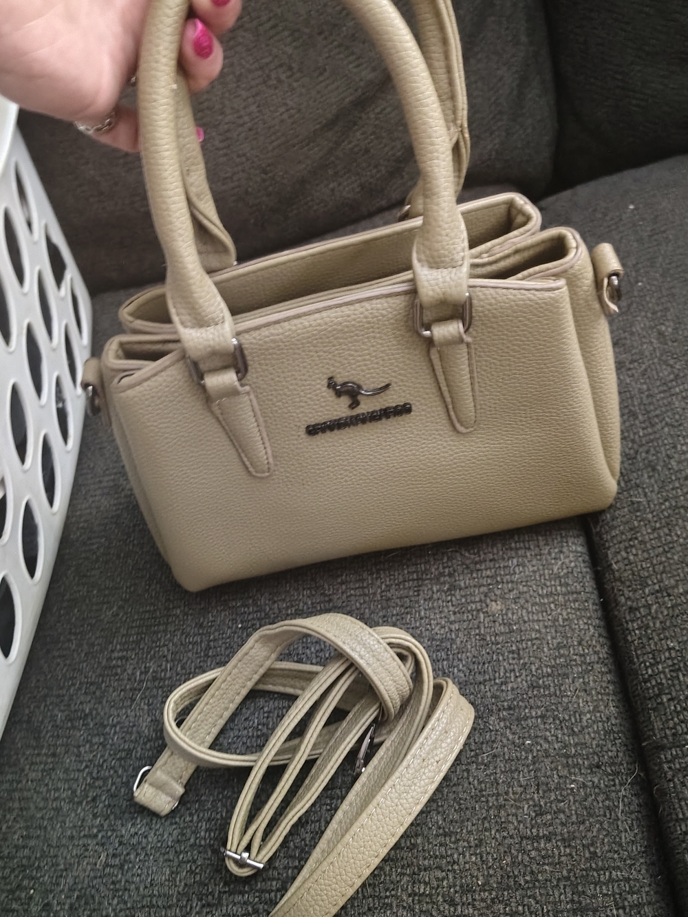 Boutique Beige Women's Handbag with Detachable Strap NWOT